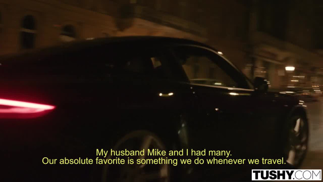 Тройка в постели – это когда две бабы делают всё, чтобы парень потерял голову - #1