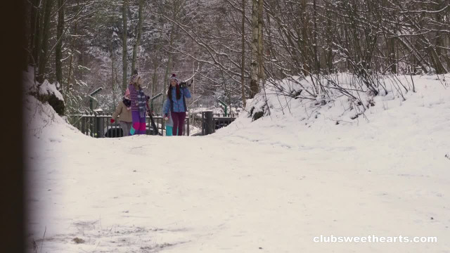 Русские лыжницы всегда очень хорошо знают, как можно эффективно согреться - #2