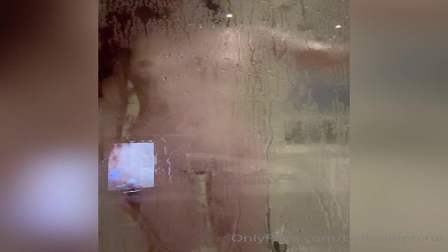 Вообще мало кто из моделей умеет так круто обращаться с огромным дилдо - #10