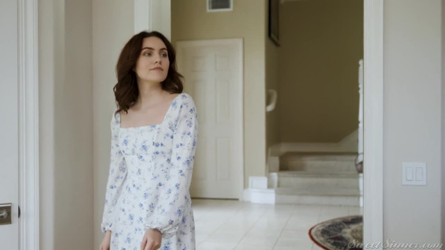 Поистине, похотливая молоденькая партнёрша для лысого Казановы - #2